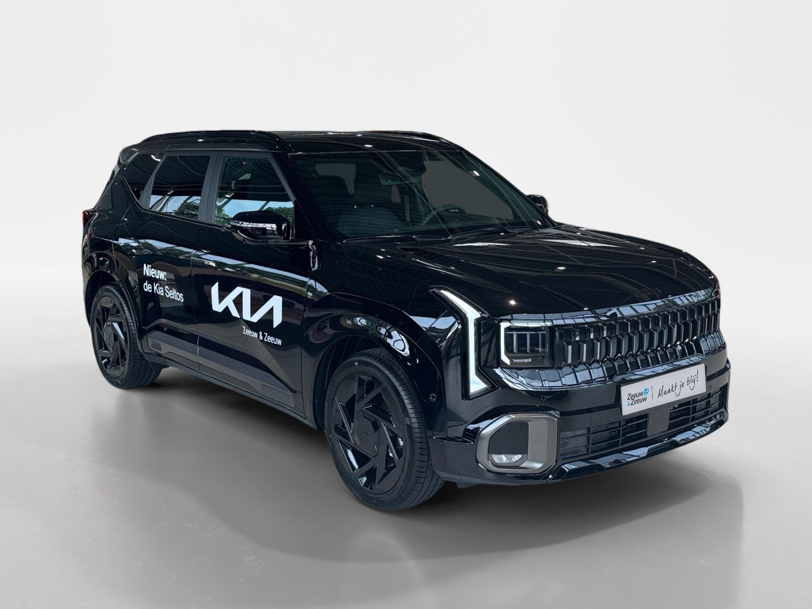 Kia Seltos 1.6i X-Line Demo Edition | NIEUW MODEL | 180 PK |, Auto's, Verwarmde buitenspiegels, 4 cilinders, Zwart, Bedrijf