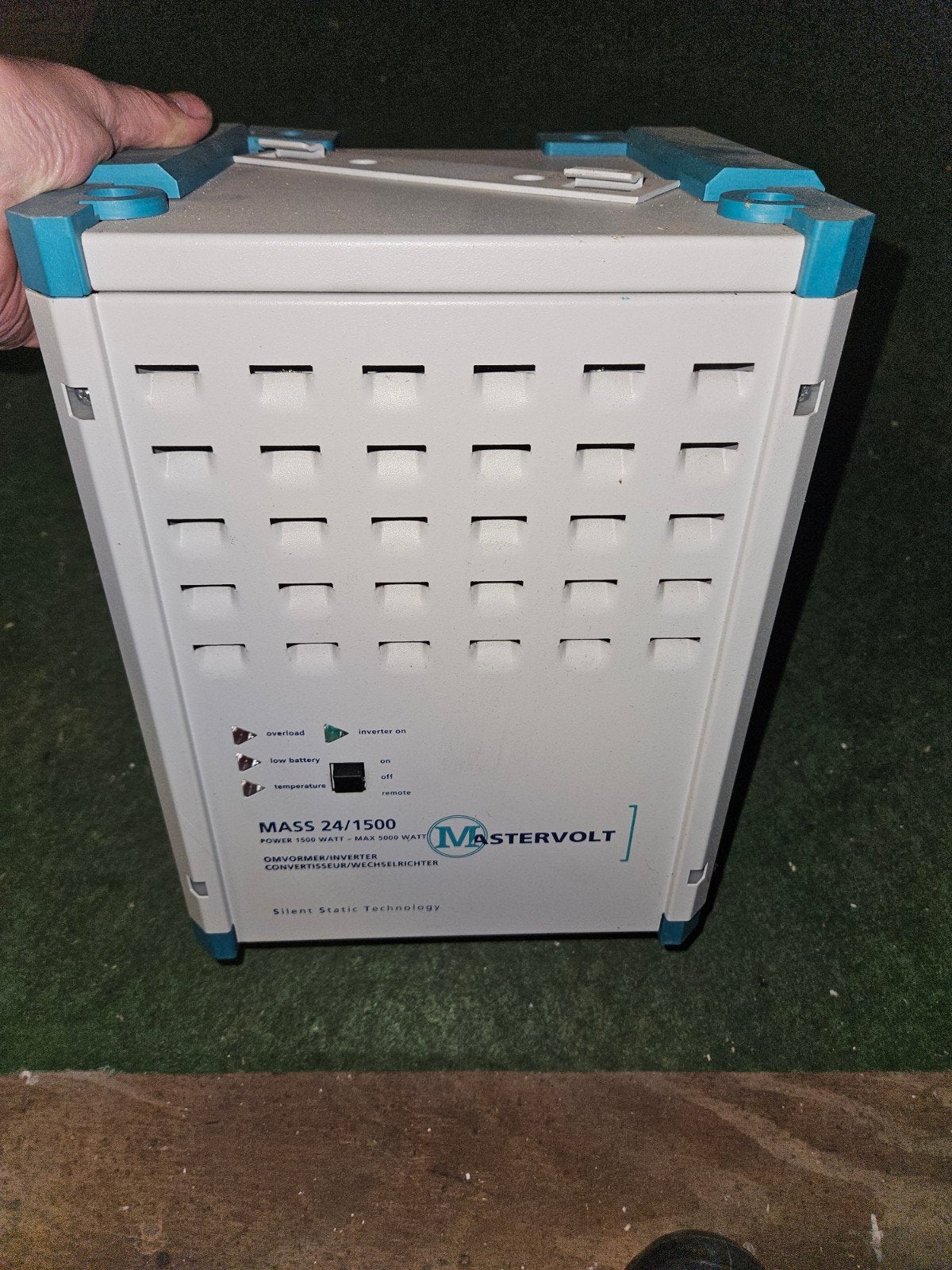 Mastervolt Mass 24/1500 Omvormer/Inverter, Ophalen, Gebruikt, Motor en Techniek