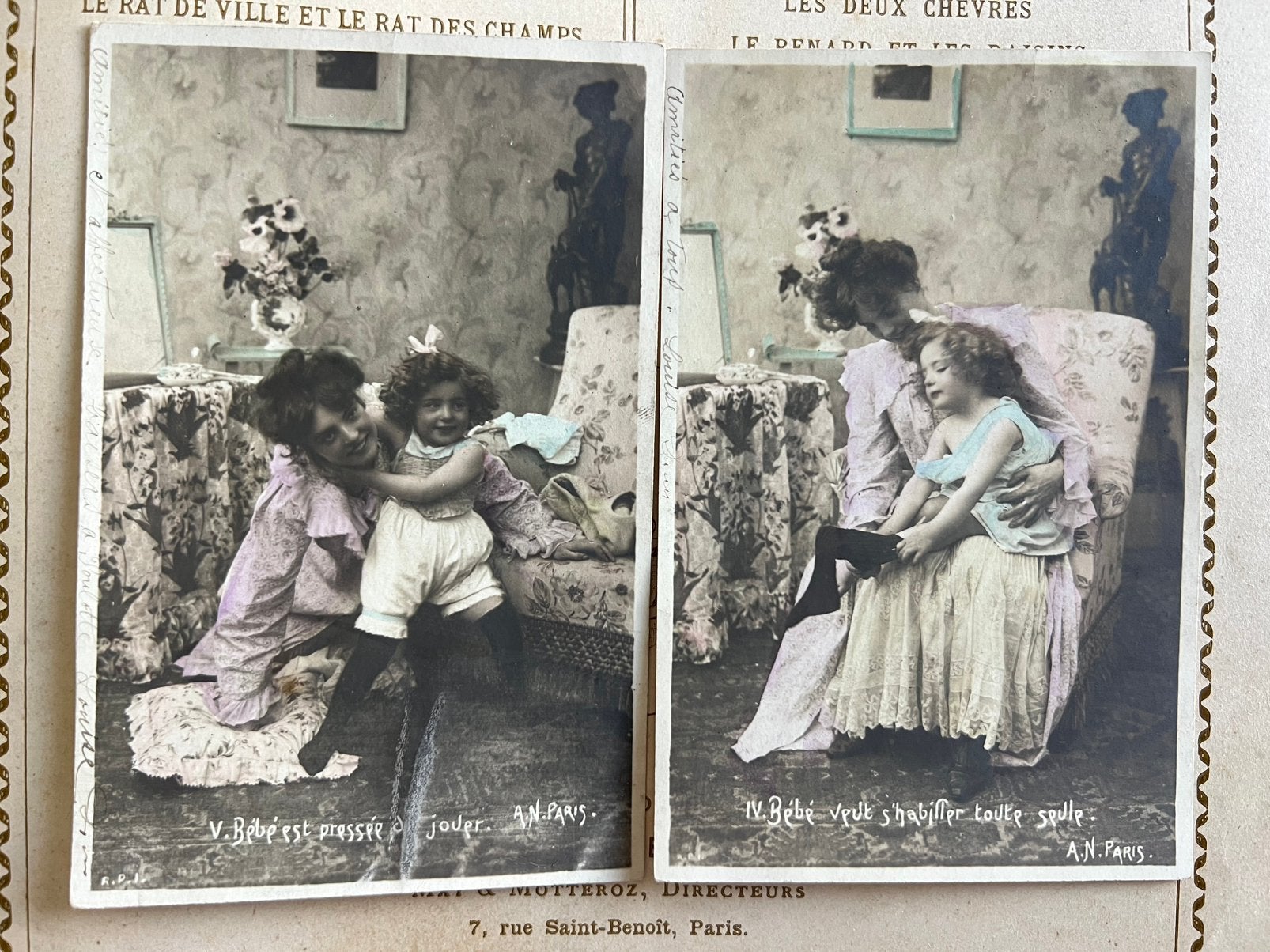 1904 Moeder en dochter - aankleden (CB), Ophalen of Verzenden, Voor 1920, Gelopen, Kinderen