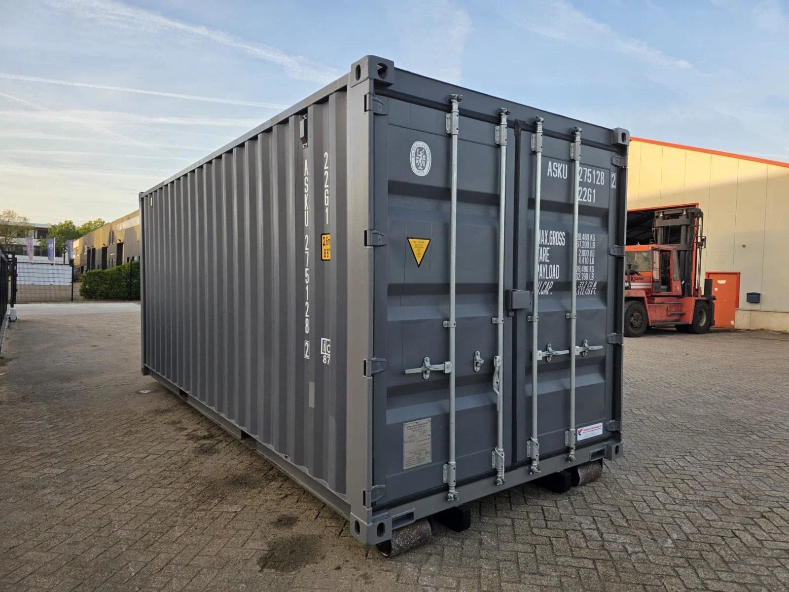 VERNOOY 20FT 8.6 NIEUW / ONE WAY MET SLEDE, Vernooy Containers B.V., Dave@vernooy.nl, Kellensedwarsweg 9
4004 JC  Tiel, NL