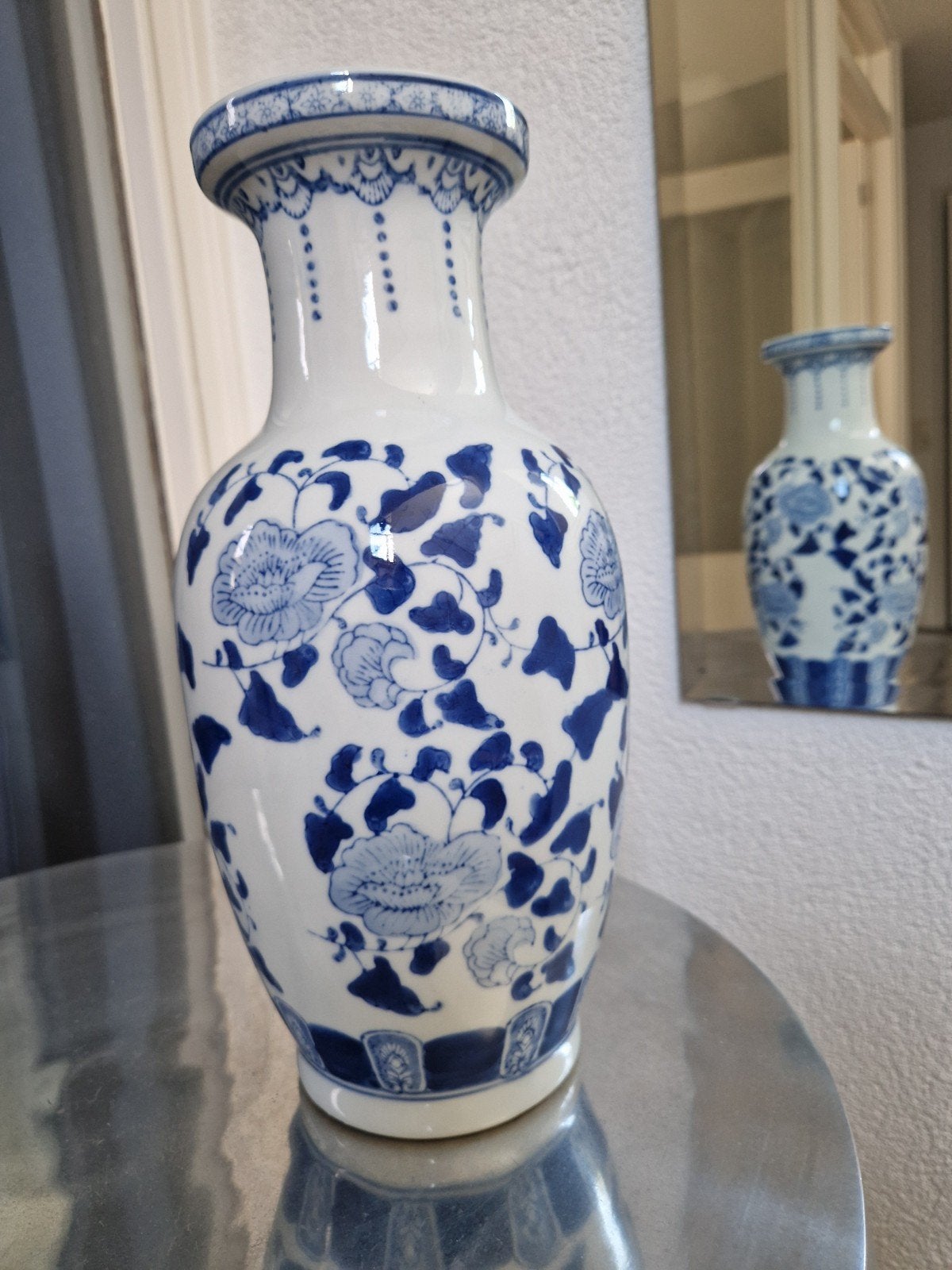 blauw witte vaas, moet weg., Ophalen