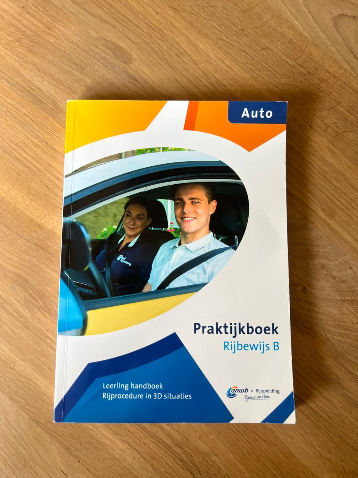 Praktijkboek voor rijbewijs b , theorieboek en opdrachten, Ophalen, Zo goed als nieuw, Algemeen