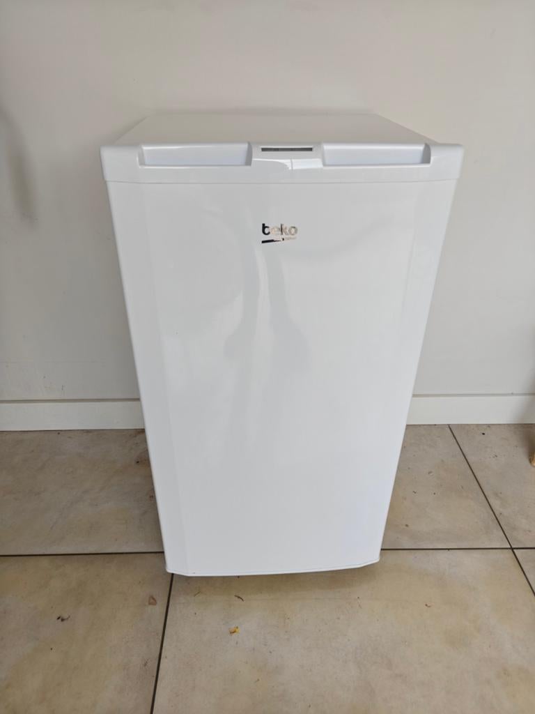 Beko Vriezer 120cm - Goede staat, klein defect, Gebruikt, Minder dan 60 cm, Ophalen of Verzenden, Vrijstaand