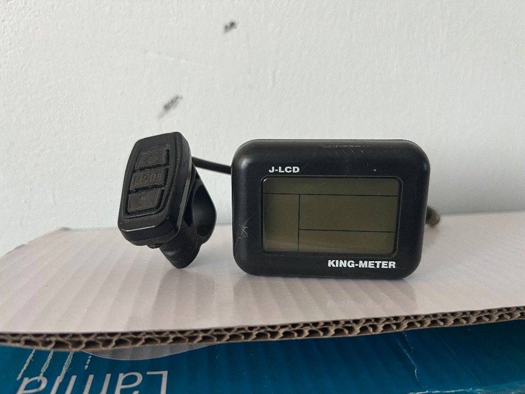 J-LCD-display KING- METER, Fietsen en Brommers, Ophalen of Verzenden