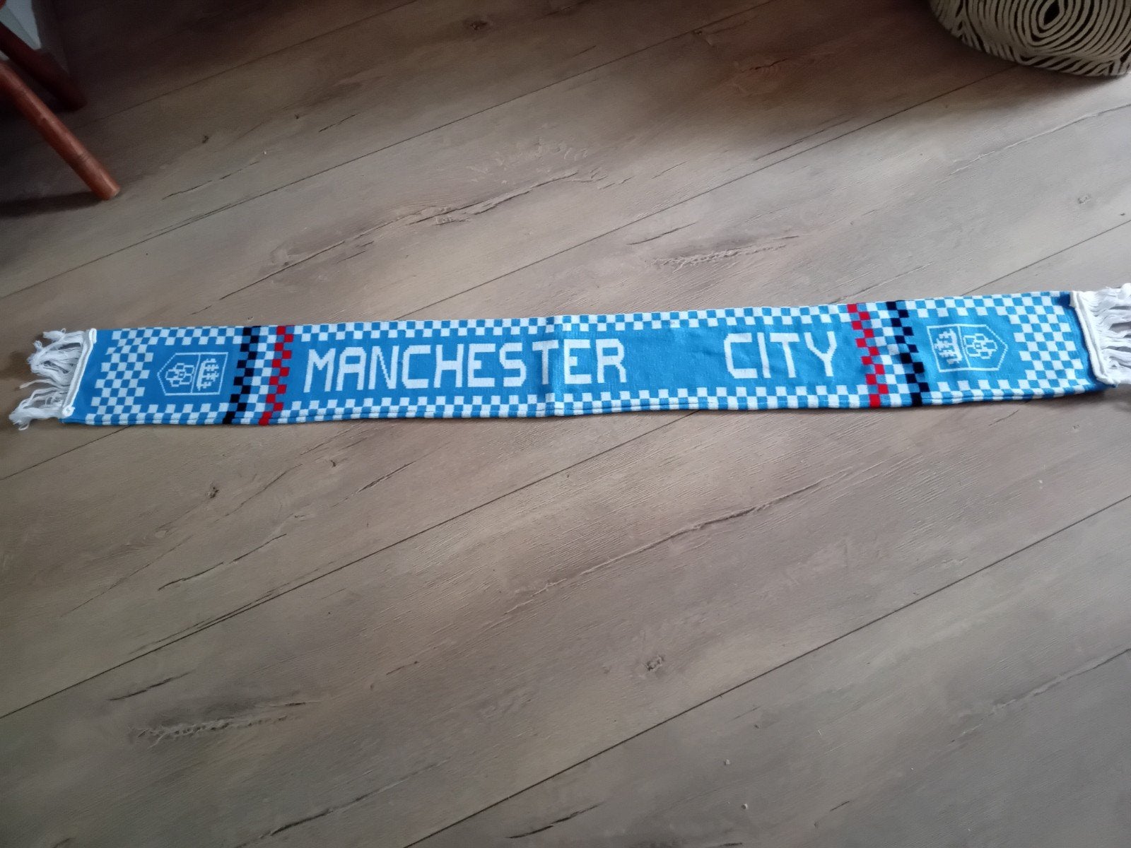 Nieuwe voetbalsjaal Manchester City, Ophalen of Verzenden, Nieuw, Sjaal