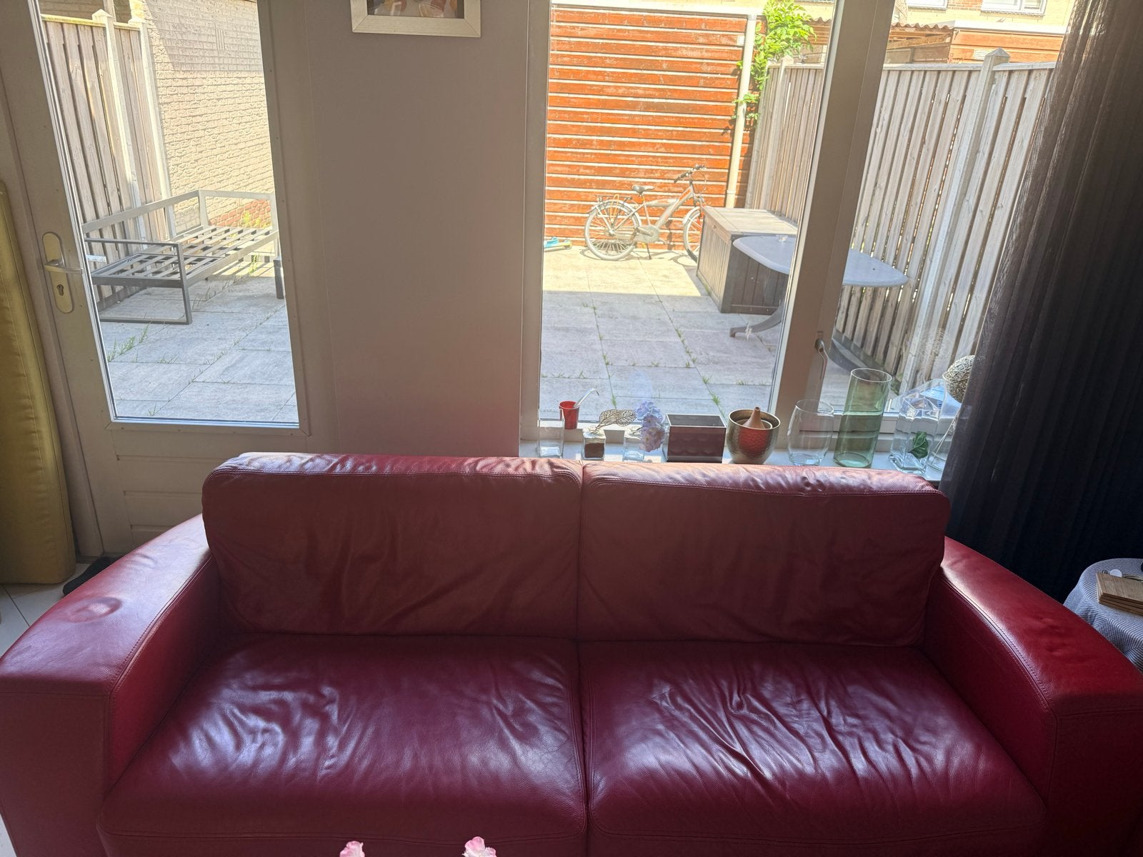Rood leren bankstel: 3-zits bank en loveseat, Huis en Inrichting, Ophalen, Gebruikt, Rechte bank, 200 tot 250 cm