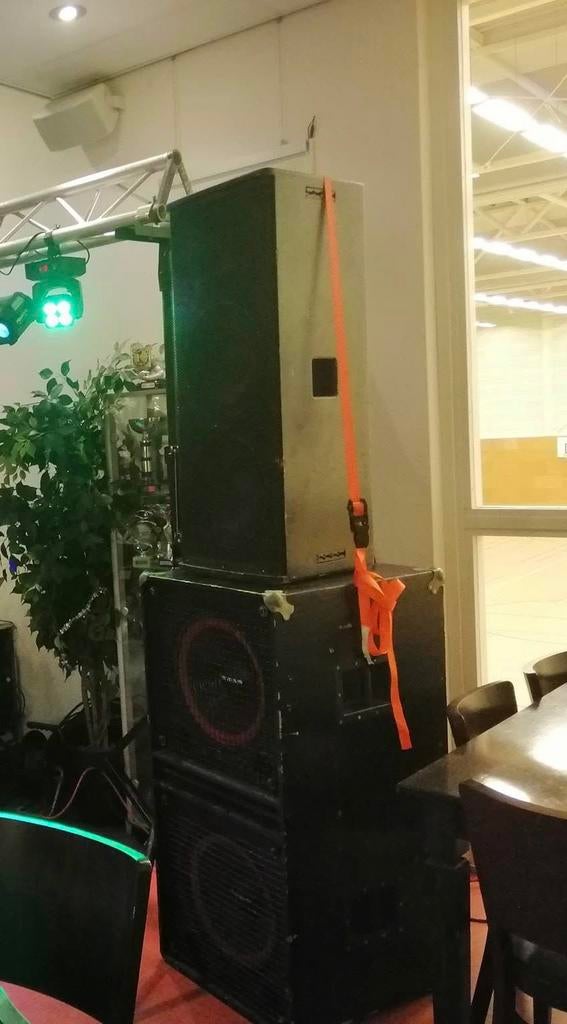Te koop pa set 2x12inch top en 2x15inch sub incl amp kabels, Ophalen of Verzenden, Zo goed als nieuw, Overige merken