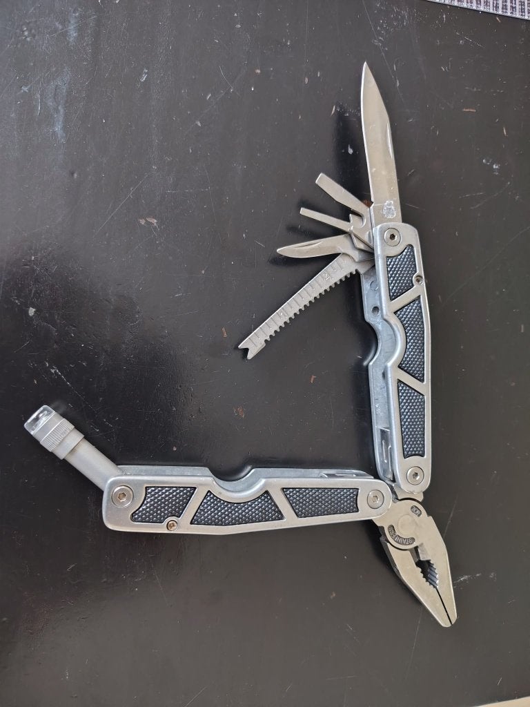Handige Multitool met LED-lampje & Tang – RVS, Ophalen of Verzenden, Zo goed als nieuw, Overige typen, Overige merken