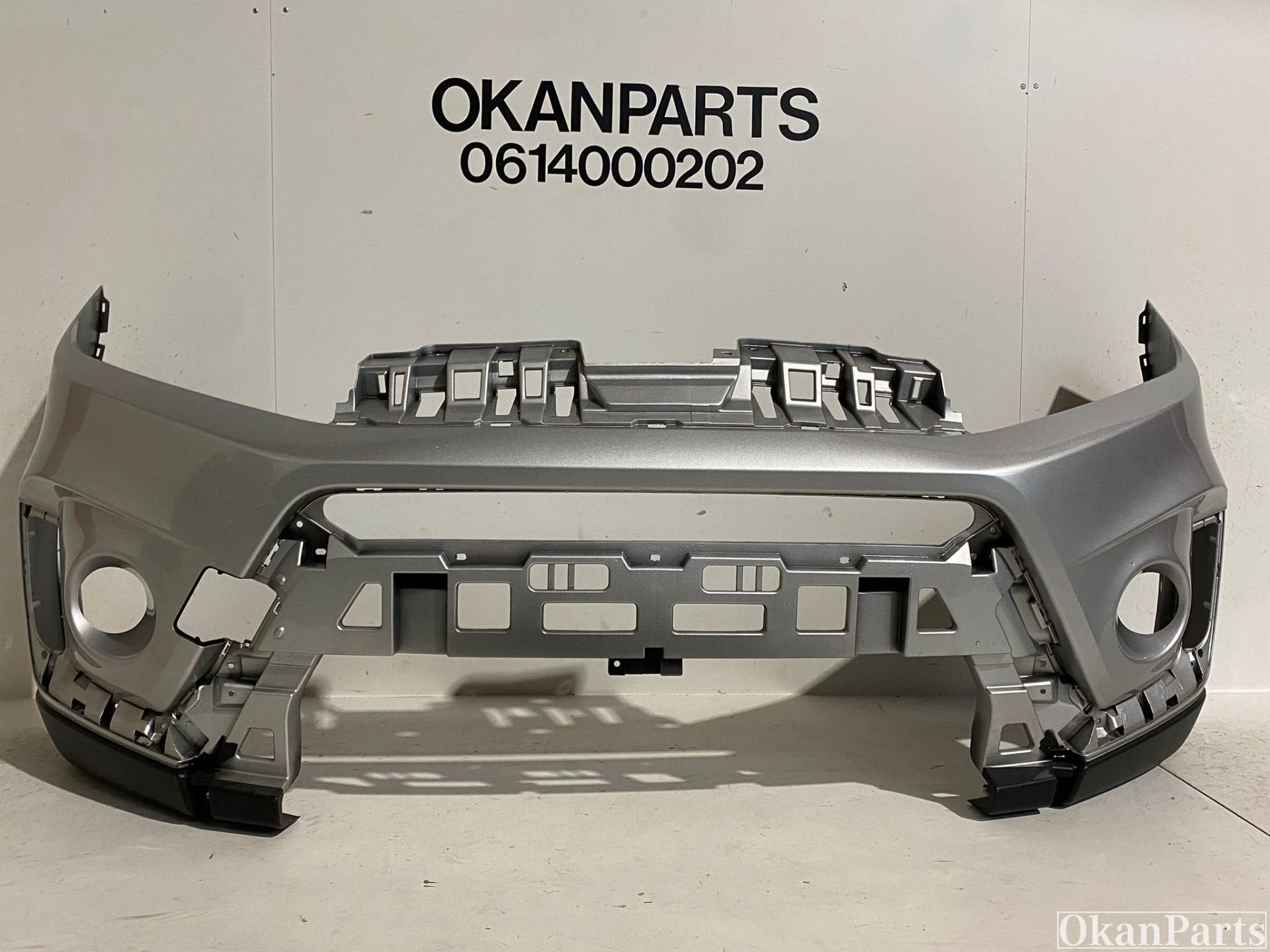 Suzuki Vitara Facelift Voorbumper 71711-86R, Auto-onderdelen, Ophalen of Verzenden, Gebruikt, Voor, Bumper