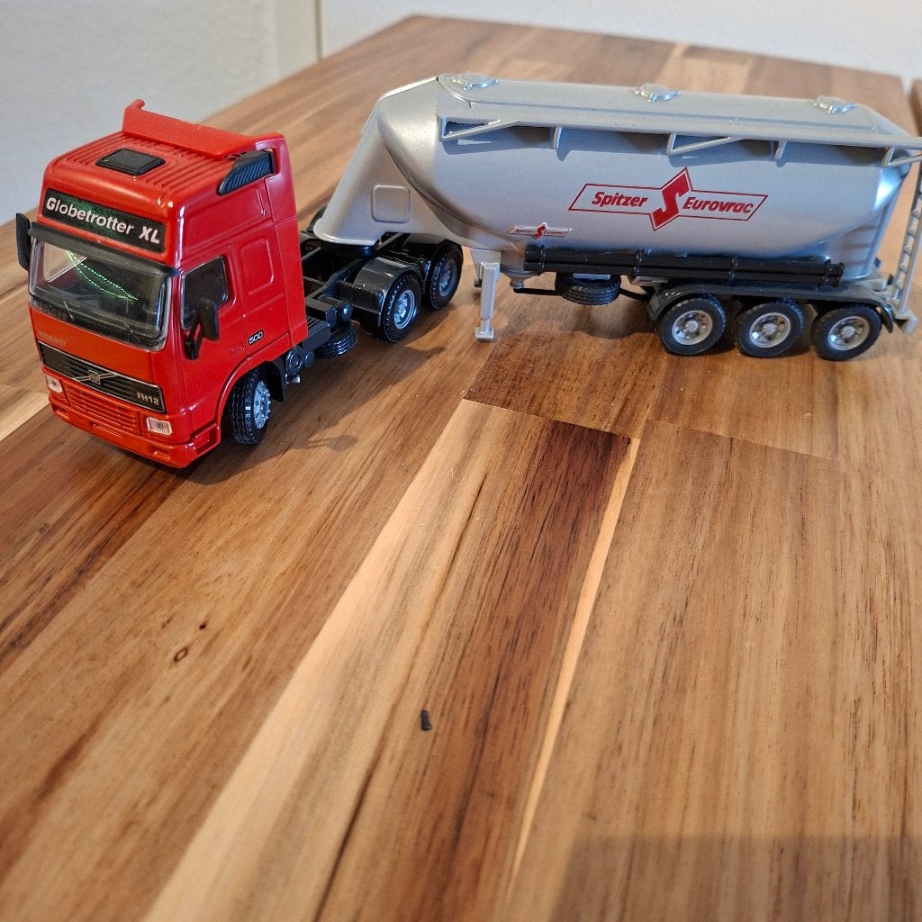 Volvo FH12 Globetrotter XL met Spitzer Eurovac Tank oplegger, Verzenden, Nieuw, Bus of Vrachtwagen, Overige merken