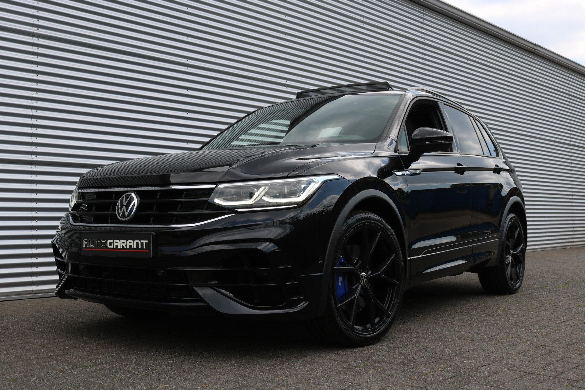 Volkswagen Tiguan 2.0 TSI R 75 Edition 4Motion 320PK (Pano C, Automaat, 12 maanden, Gebruikt, 4 cilinders