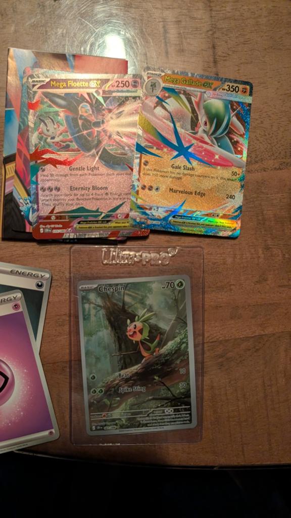 Pokemon chaos rising chespin met 2 ex, Hobby en Vrije tijd, Verzamelkaartspellen | Pokémon, Ophalen of Verzenden, Nieuw, Meerdere kaarten