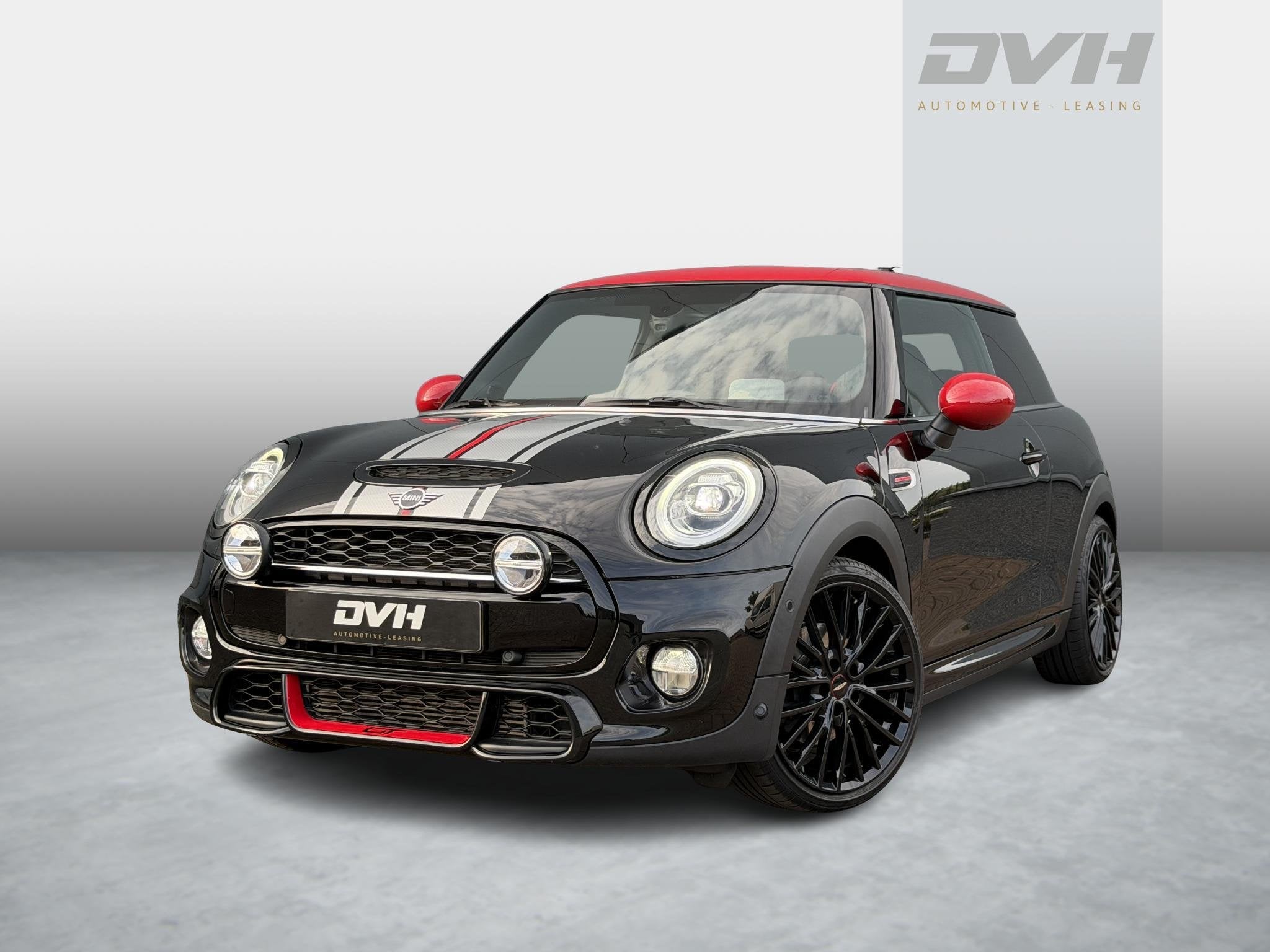 MINI Cooper S 2.0 GT Limited JCW PANO | H/K | CARPLAY, Auto's, Gebruikt, 4 cilinders, 4 stoelen, Zwart