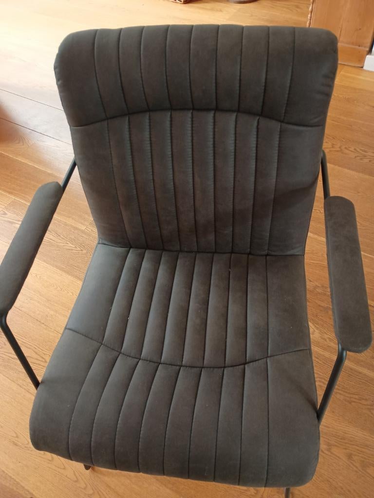 Eetkamerstoelen 2 stuks. Grijs, Ophalen, Gebruikt, Minder dan 75 cm, 50 tot 75 cm