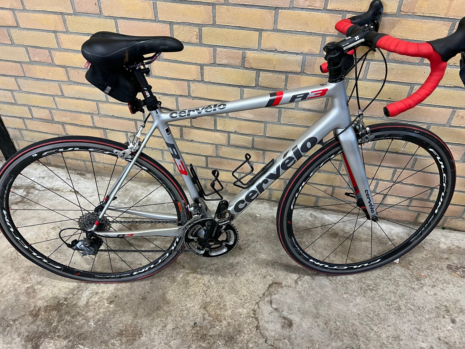 Cervélo R3 racefiets - Ultegra afgemonteerd, Fietsen en Brommers, 28 inch, Gebruikt, Carbon, Velgrem