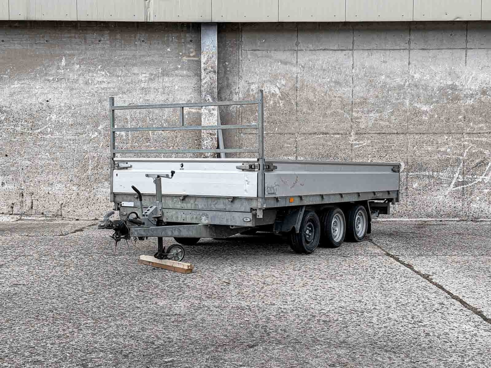 Hapert Cobalt MA 2021 (Origineel-NL) Kiepaanhanger, 03-WZ-LG, Gebruikt