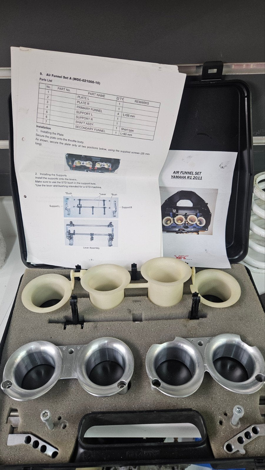 YEC Air Funnel Set Yamaha R1 2011 - Race Onderdelen, Ophalen of Verzenden