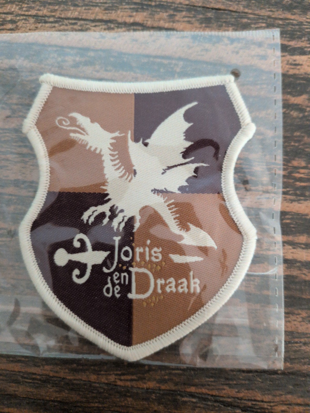 embleem Joris en de draak, Ophalen of Verzenden, Button of Speldje