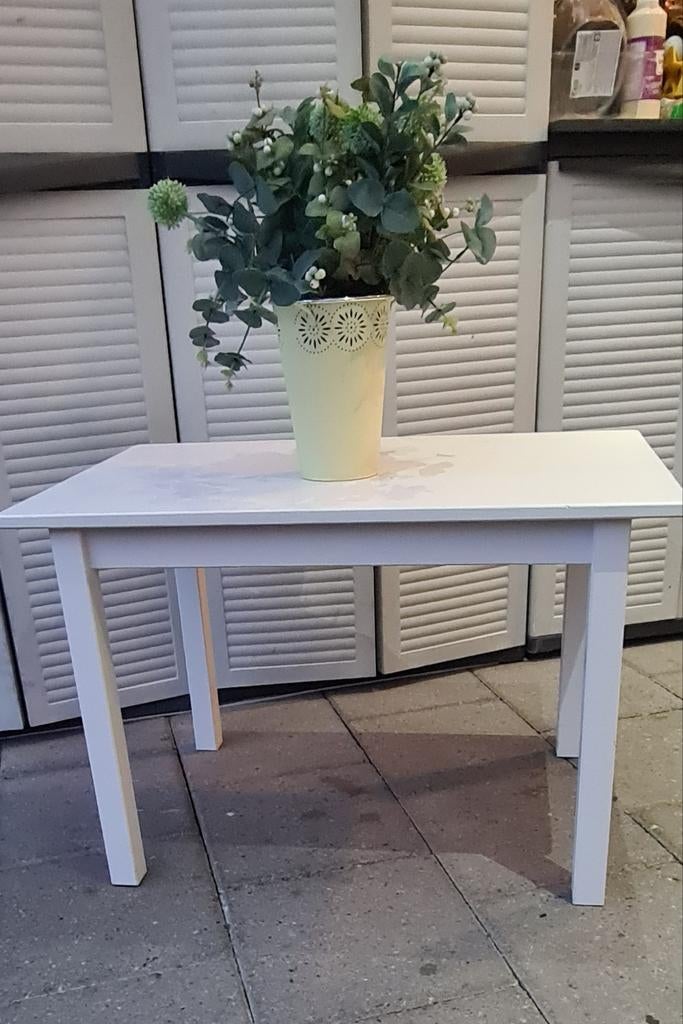 Salontafel/kleine bijzettafeltje, Ophalen of Verzenden, Zo goed als nieuw, Wandklok