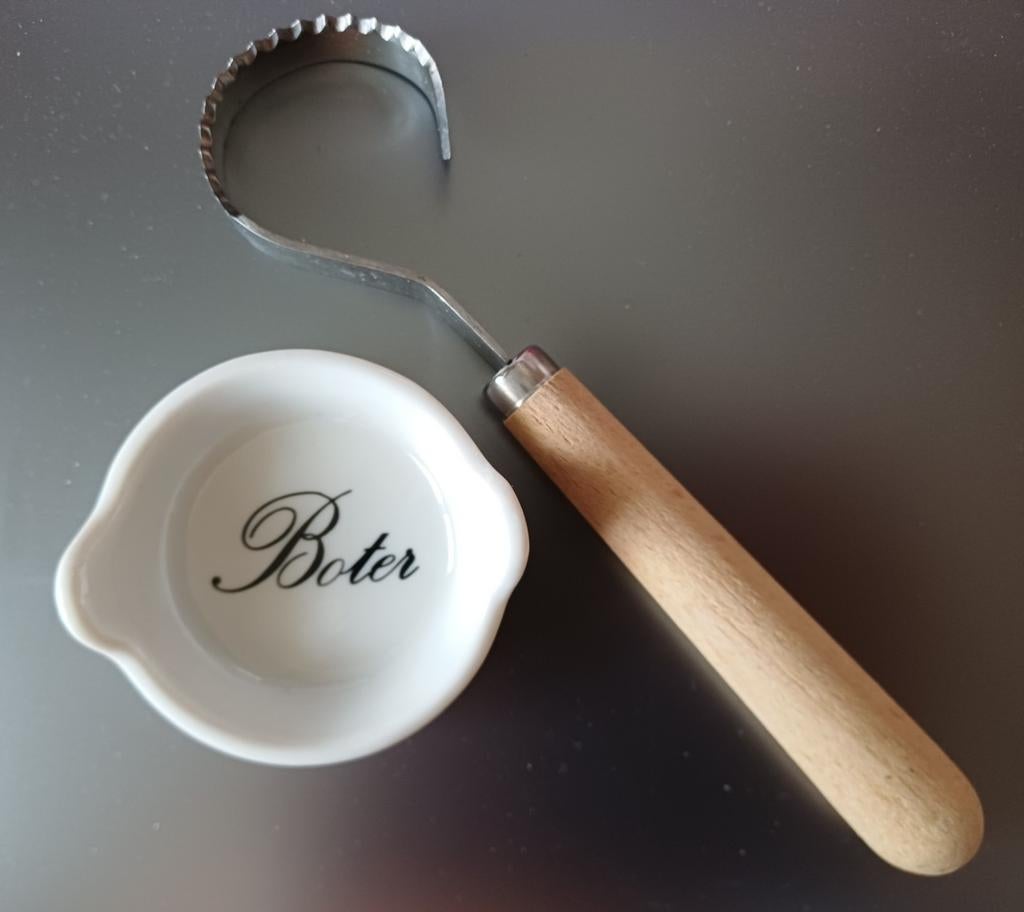 Boter bakje (6cm) en boterkruller., Huis en Inrichting, Keuken | Keukenbenodigdheden, Nieuw, Hout, Wit, Ophalen