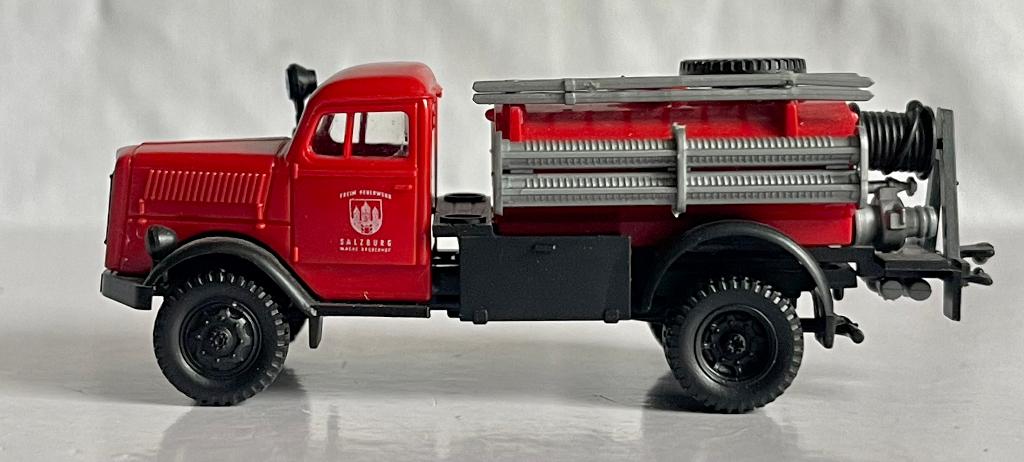 Roco 1317: OPEL Blitz TLF 15 Brandweer Salzburg, Ophalen of Verzenden, Zo goed als nieuw, Bus of Vrachtwagen, Roco