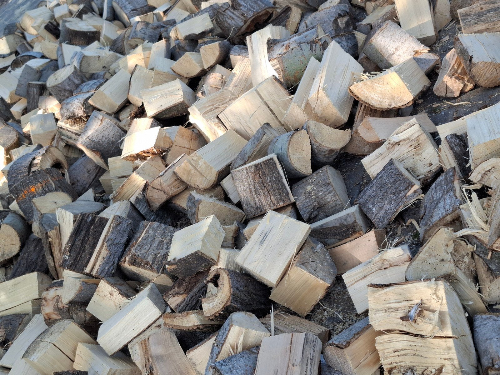 Gekloofd haardhout / brandhout 2026, Tuin en Terras, Haardhout, 3 tot 6 m³, Ophalen, Overige houtsoorten, Blokken