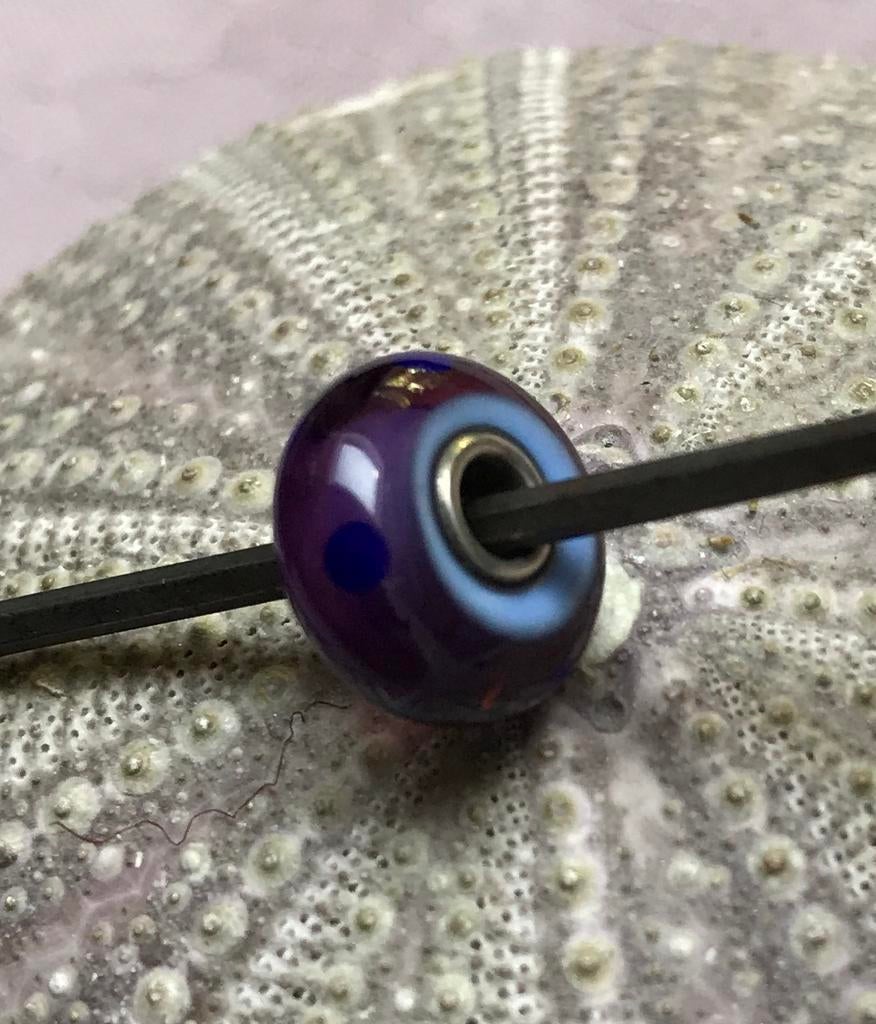 Trollbead paarse stip, Sieraden, Tassen en Uiterlijk, Bedels, Ophalen of Verzenden, Zo goed als nieuw, Glas of Kristal, Overige merken