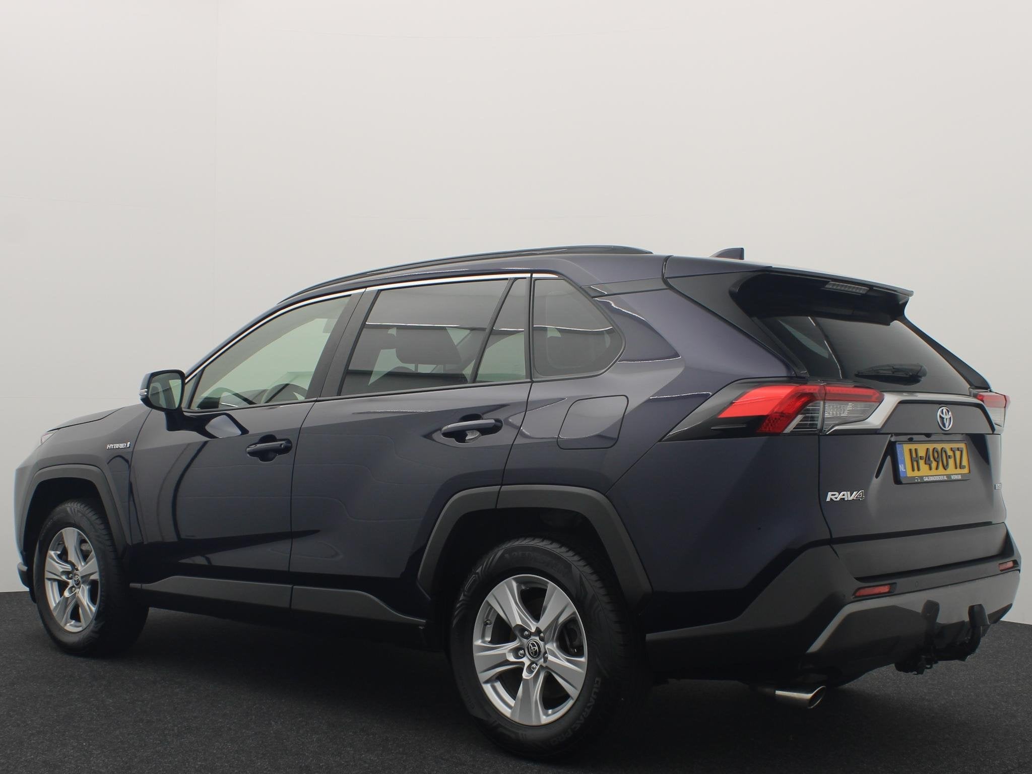Toyota RAV4 2.5 Hybrid Active TREKHAAK / CAMERA / CARPLAY /, Stof, Gebruikt, Euro 6, 4 cilinders