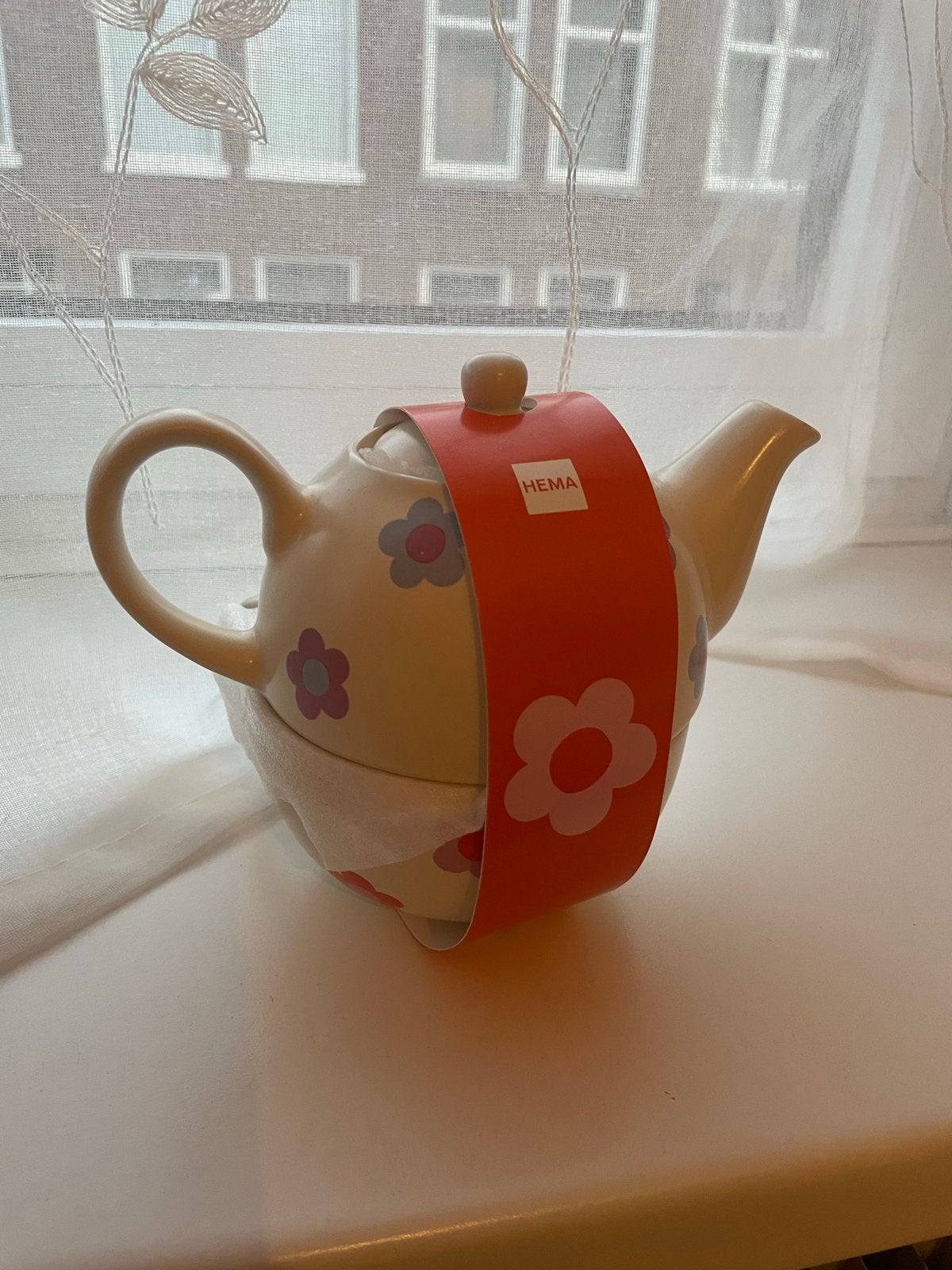 Hema theepot met kopje - Bloemen design, Zo goed als nieuw, Steen/keramiek, Meerkleurig, Overige merken