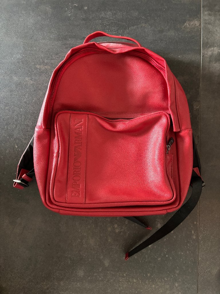 Emporio Armani rugtas kleur rood, Overige merken, 25 tot 40 cm, Ophalen of Verzenden, Zo goed als nieuw