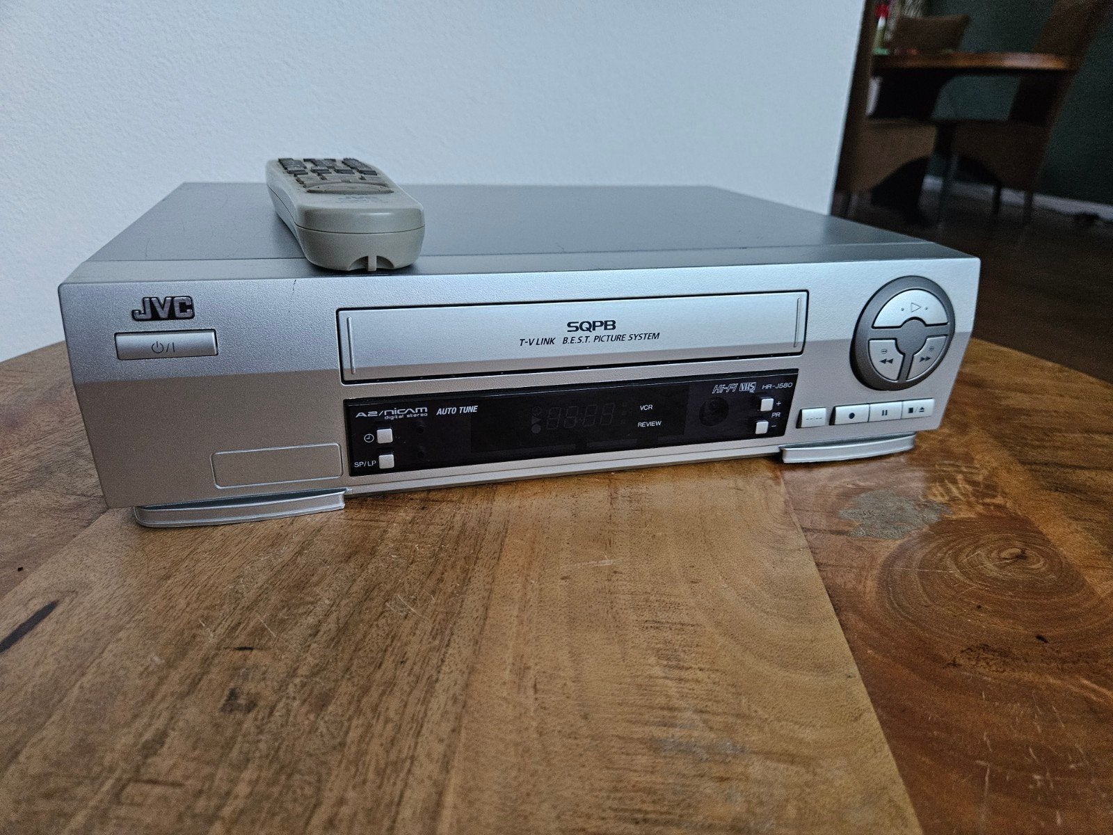 JVC VHS videorecorder met afstandsbediening, Ophalen of Verzenden