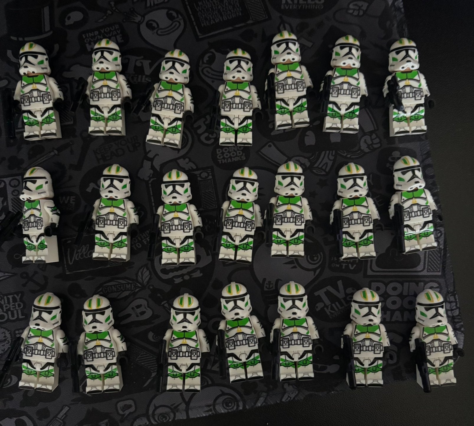 Phase 2 Horn company clones, Ophalen of Verzenden, Nieuw