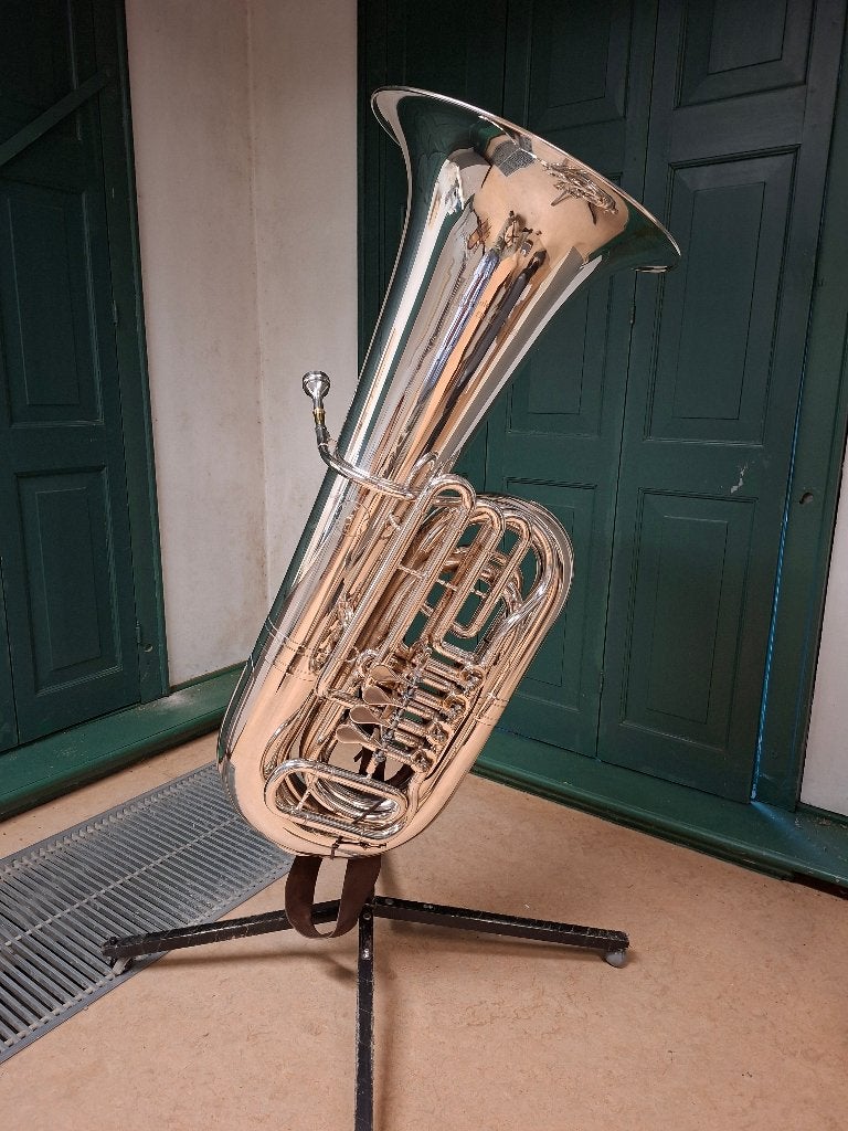 Originele Meister Franz Kaiser Tuba met koffer, Muziek en Instrumenten, Ophalen, Gebruikt, Koperblazer