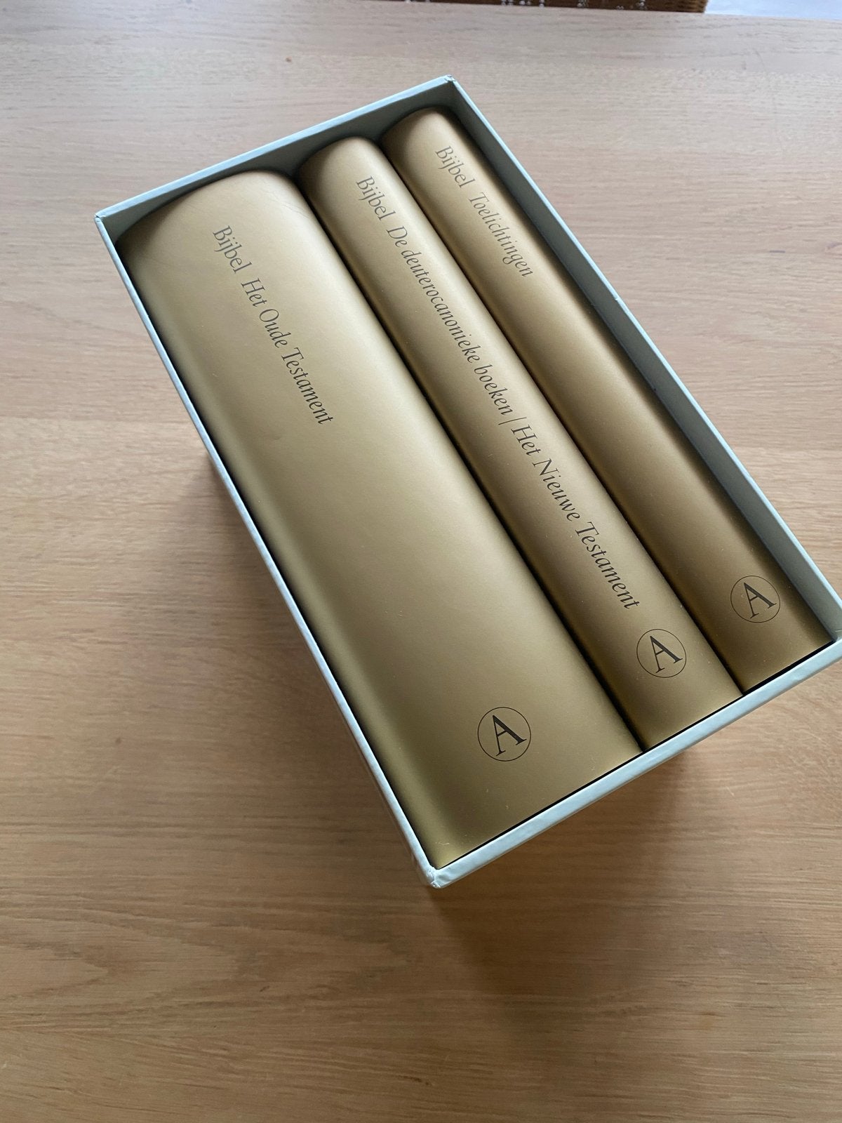 Gouden reeks,Oude Testament,deuterocanonieke boeken,Nieuwe T, Ophalen of Verzenden, Zo goed als nieuw, Christendom | Katholiek