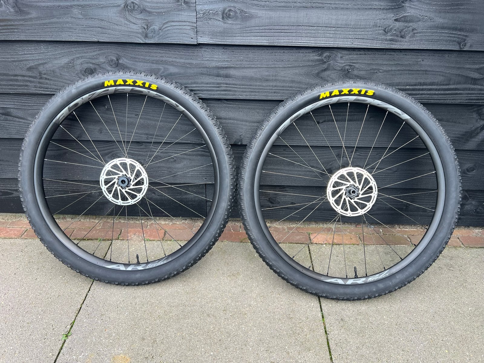 Race Face AR 27 wielset 29"– DT Swiss 370 – Maxxis Aspen, Zo goed als nieuw, Aluminium, Mountainbike, Ophalen