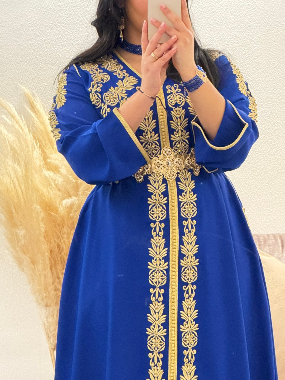 TE HUUR – ZEER EXCLUSIEVE Marokkaanse Takchita / Caftan, Ophalen of Verzenden, Zo goed als nieuw, Maat 38/40 (M), Blauw