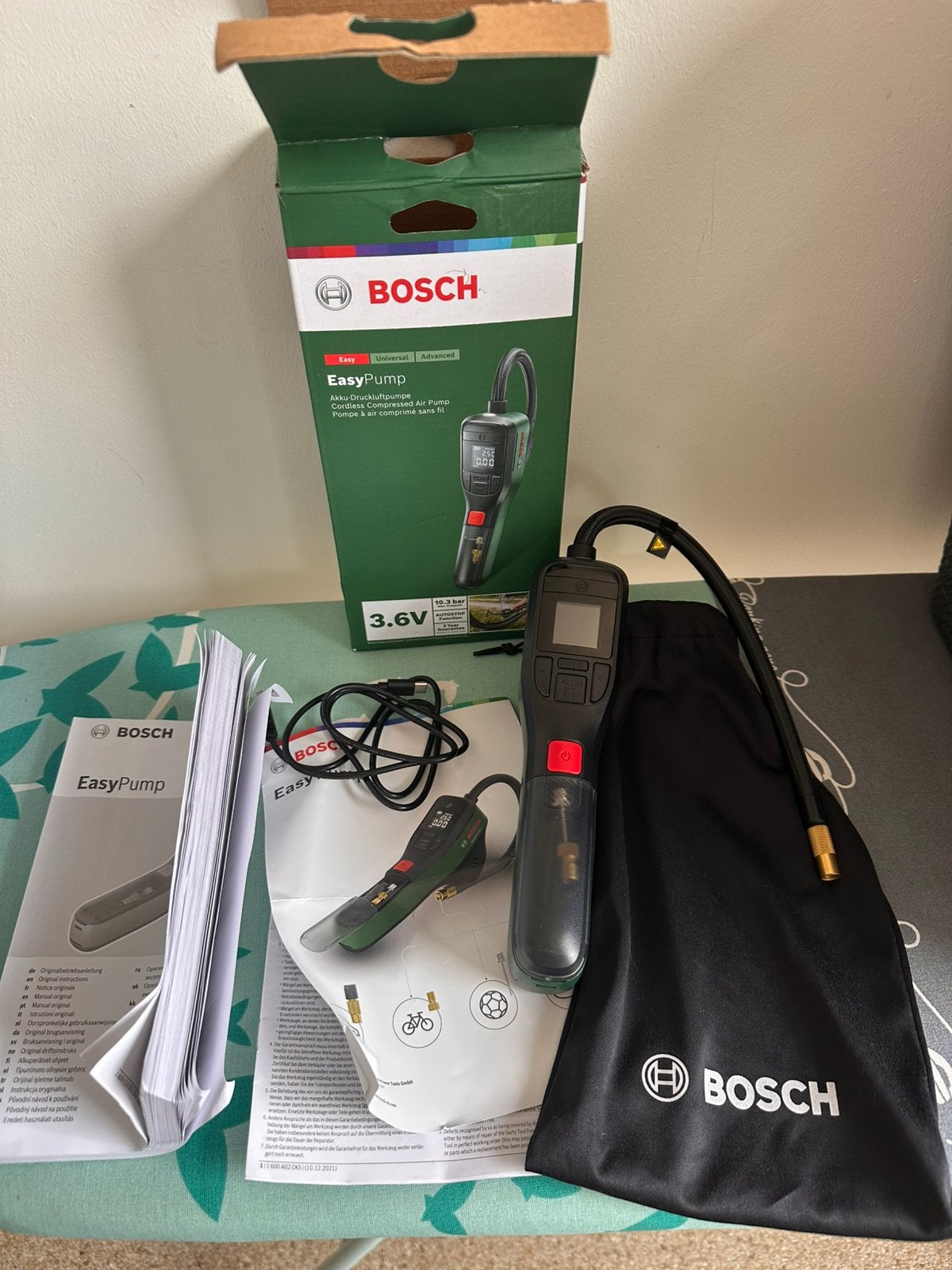 Elektrische handpomp, Ophalen, Zo goed als nieuw