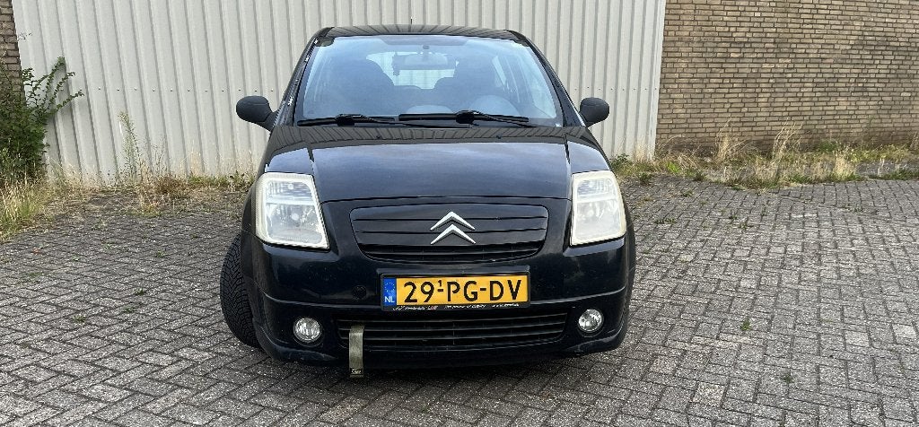 Citroën C2 1.4 I 2004 Zwart new Apk, Auto's, Voorwielaandrijving, 450 kg, 4 cilinders, 4 stoelen