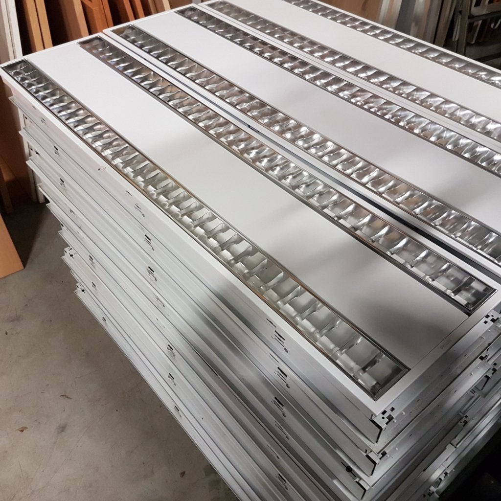 TL armatuur - 2x28 watt - T5, Apple, Gebruikt, Support@apple.com, Apple Park Way, Cupertino, California