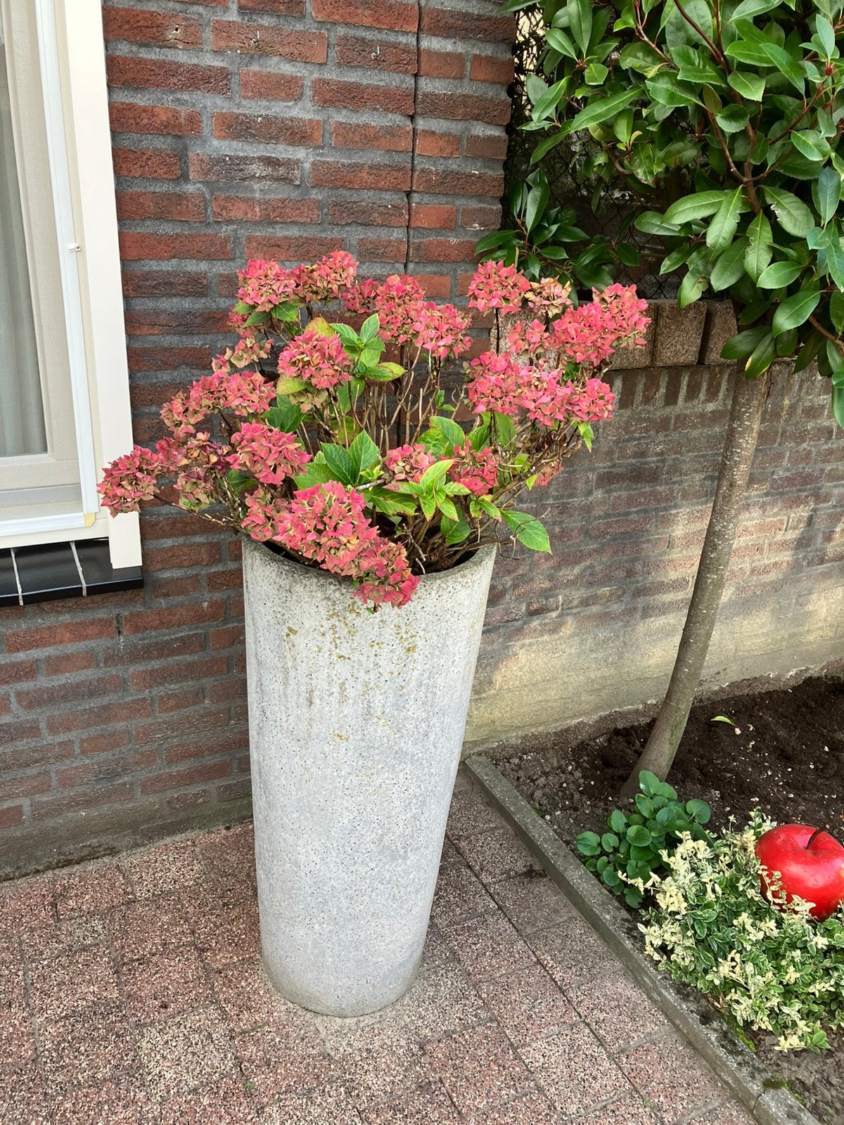 Bloempot 90 cm hoog, Rond, Ophalen of Verzenden, Zo goed als nieuw, Minder dan 25 cm