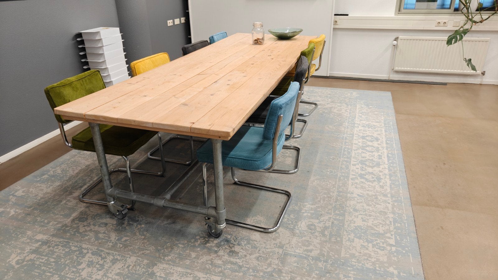 Verrijdbare tafel 100x300 van steigerbuis met 8 stoelen, Ophalen, Gebruikt, 100 tot 150 cm, Vijf personen of meer
