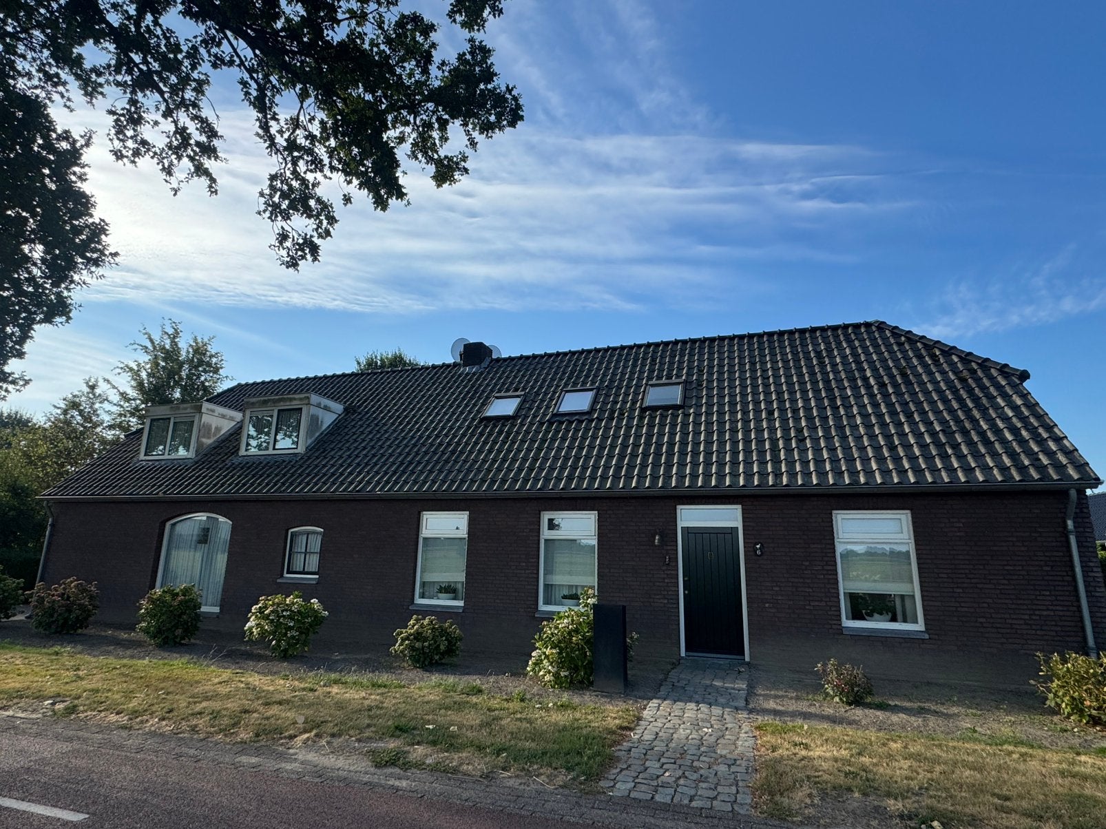 Ovh Dakpannen +/- 2700 st., Doe-het-zelf en Verbouw, Dakpannen en Dakbedekking, Ophalen, Gebruikt, Steen of Klei, 15 m² of meer