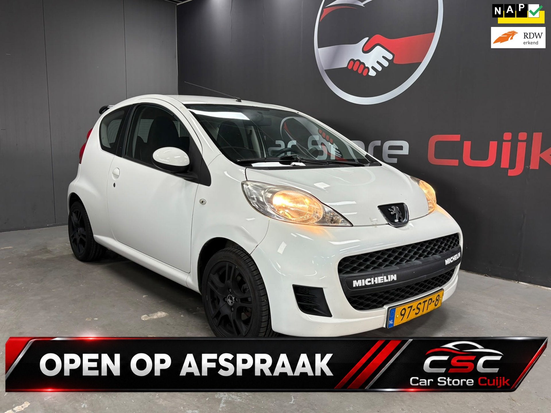 Peugeot 107 1.0-12V XS | Airco | NAP| Lichtmetalen velgen |, Auto's, Voorwielaandrijving, Euro 5, Stof, Gebruikt