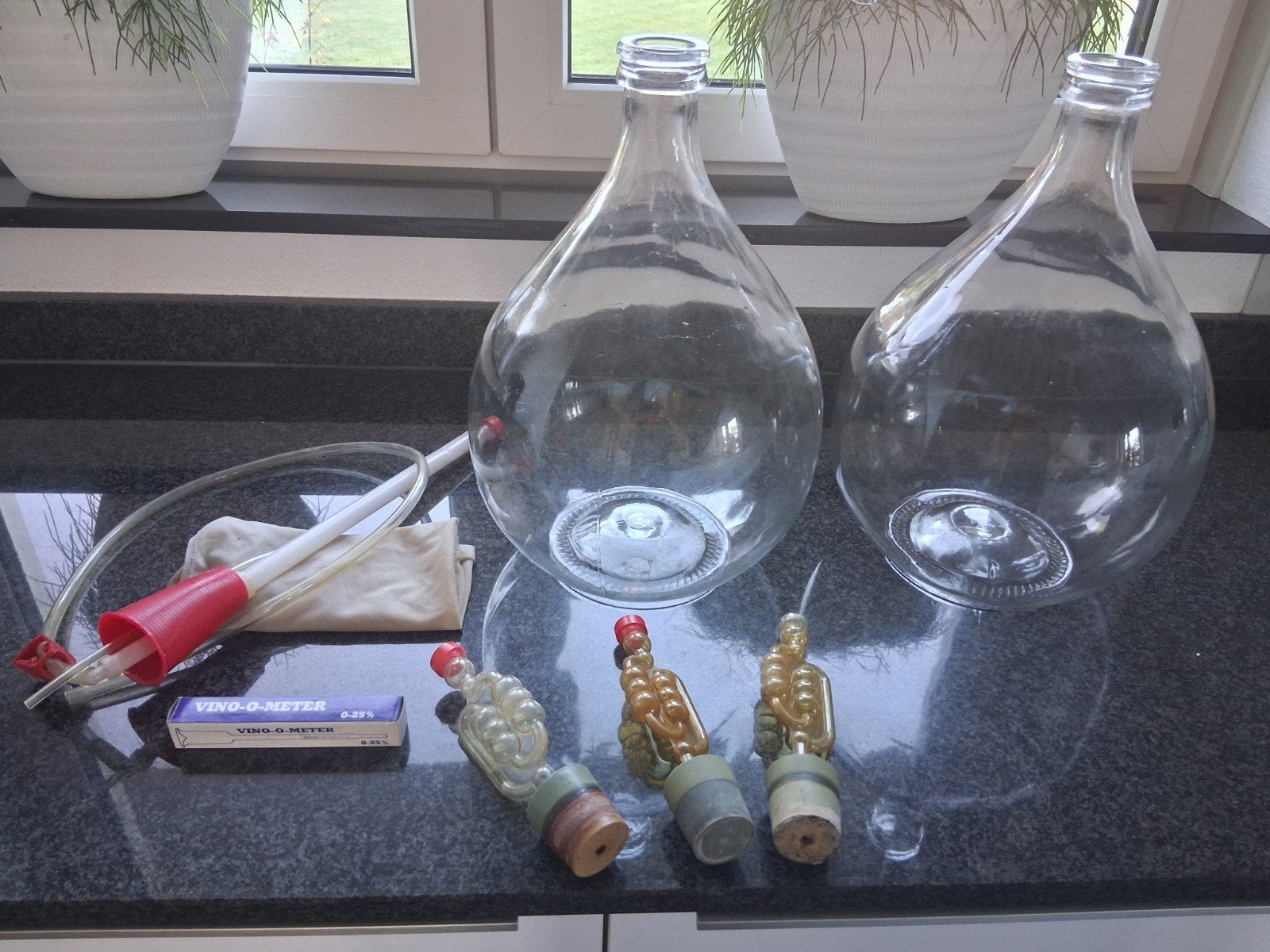 Gistingsflessen en toebehoren voor zelf wijn maken, Ophalen of Verzenden, Gebruikt