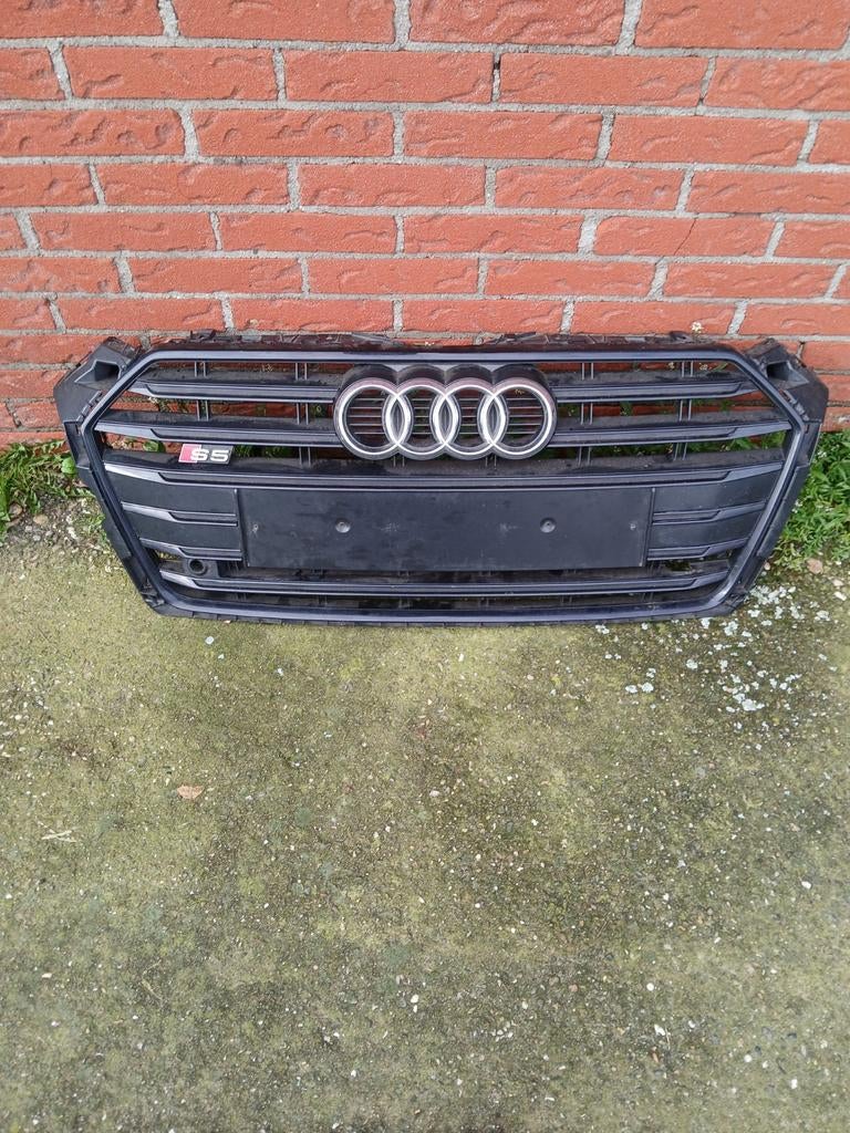 Gril van Audi A5 S line, Auto-onderdelen, Carrosserie en Plaatwerk, Ophalen, Nieuw, Audi, Bumper