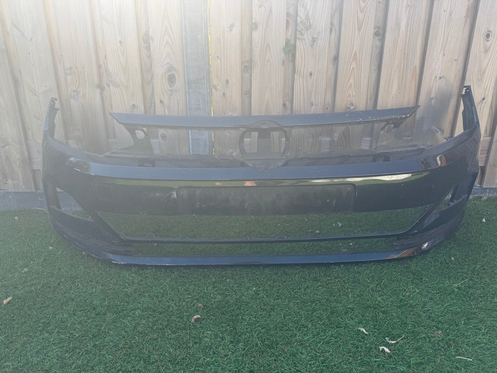 Voorbumper Volkswagen Polo 2G – Deep Black (LC9X), Auto-onderdelen, Ophalen, Voor, Bumper