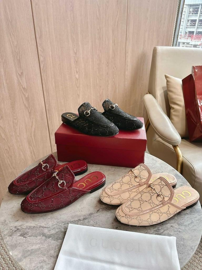 Gucci loafers instappers Gucci sandalen slippers schoenen, Nieuw, Ophalen of Verzenden, Instappers, Zwart