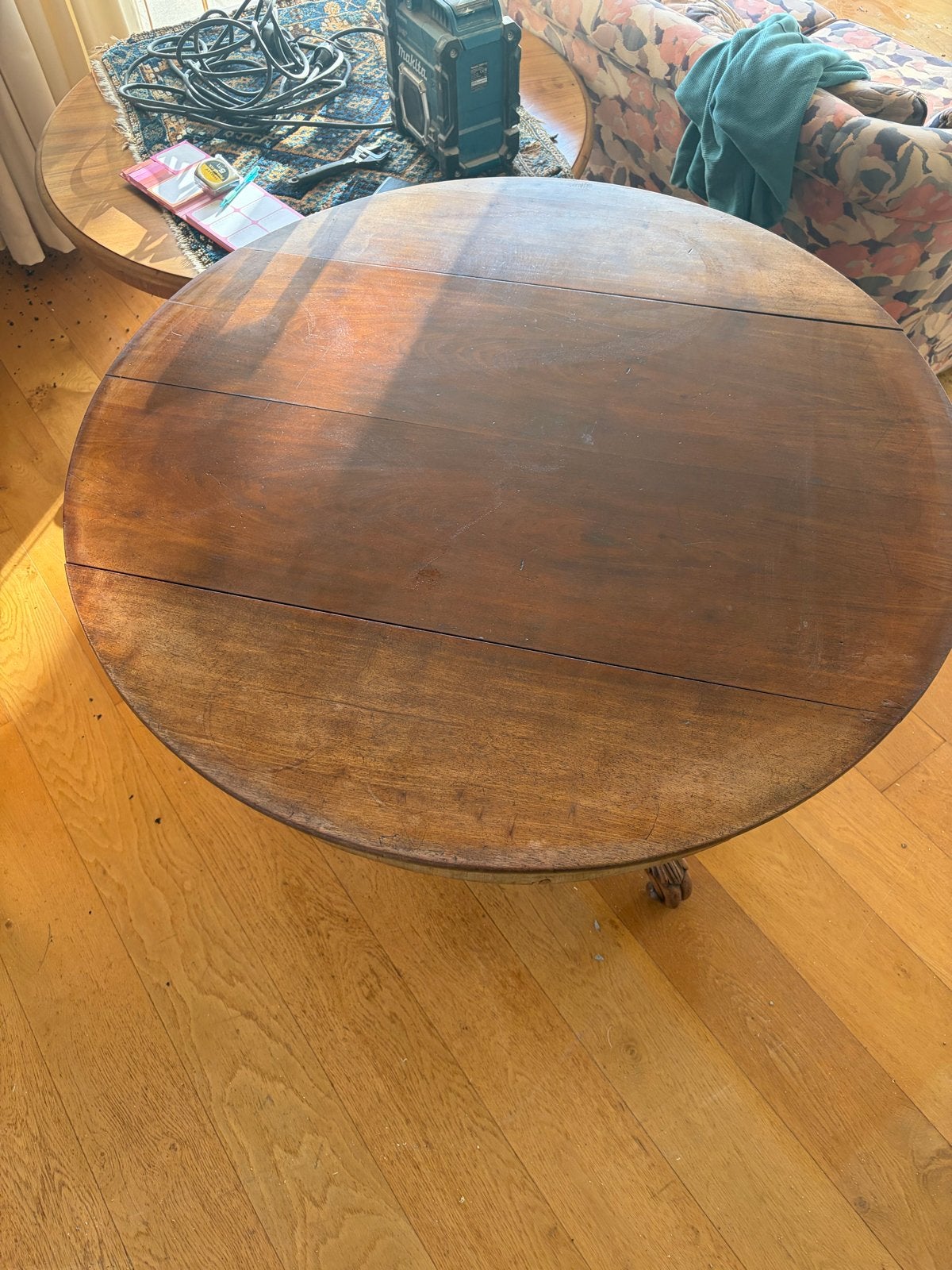 Antieke ronde eettafel - opknapper, Huis en Inrichting, Ophalen, Gebruikt, Rond, Overige houtsoorten