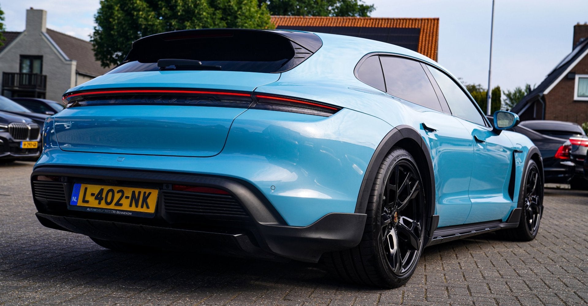 Porsche Taycan Cross Turismo 4S 93 kWh | 4 Wiel besturing |, Automaat, 110 €/maand, 389 km, SUV of Terreinwagen