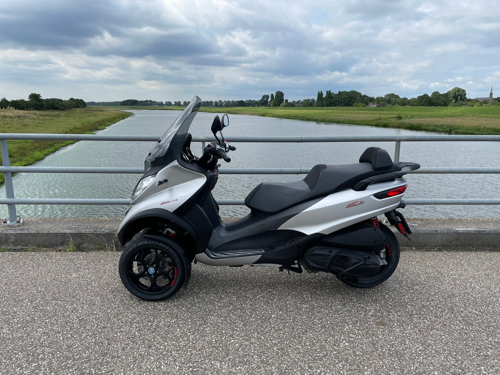 Piaggio mp3 500 hpe / koffer  / achteruit / hand verwarming, Scooter, Gebruikt, Particulier, Meer dan 35 kW